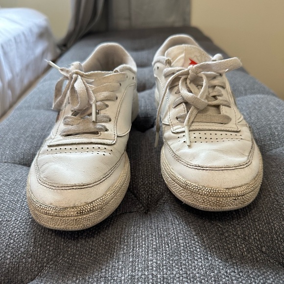 REEBOK WOMEN'S CLASSIC CLUB C 85 SNEAKERS IN WHITE (US 6.5) - Picture 4 of 5